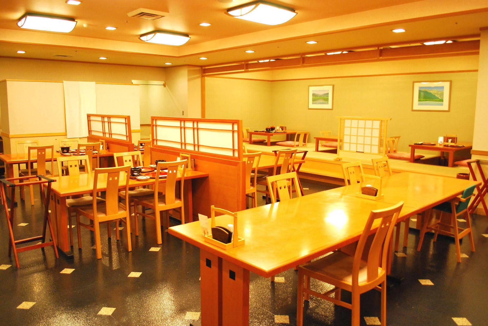ロイヤルホテル 八ヶ岳 北杜市 エクステリア 写真